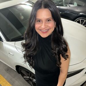 Meet your Posher, Nikki